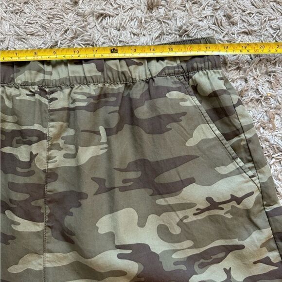 Social Standard by Sanctuary Sage Camo Soft Pull On Short Size XXL - Picture 6 of 10